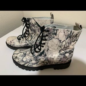 Women’s marble color Ankle Boots